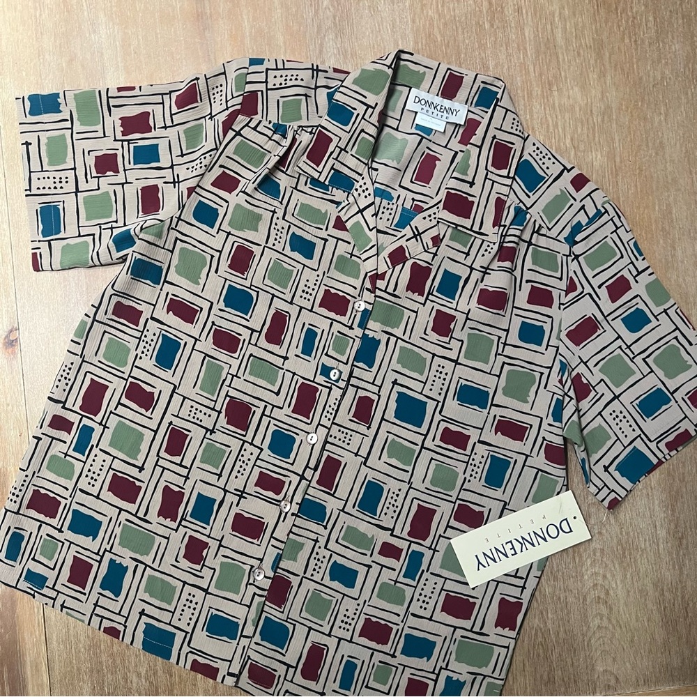 DonnKenny Petite Geometric Patterned Blouse PL